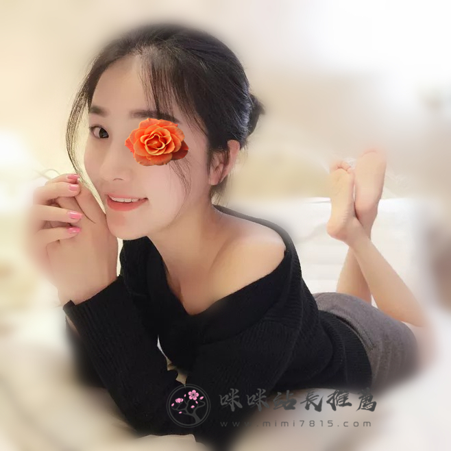 菲菲  162.46.C  24歲  6000_副本.jpg