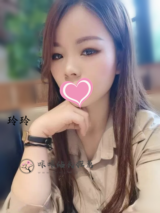 玲玲 160 45 C  23歲.jpg