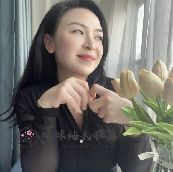 嘉玲 (2).png