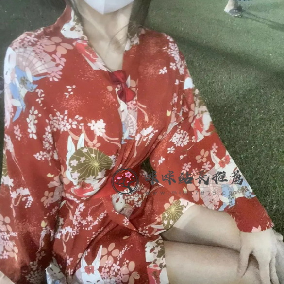 吟吟 (1).png