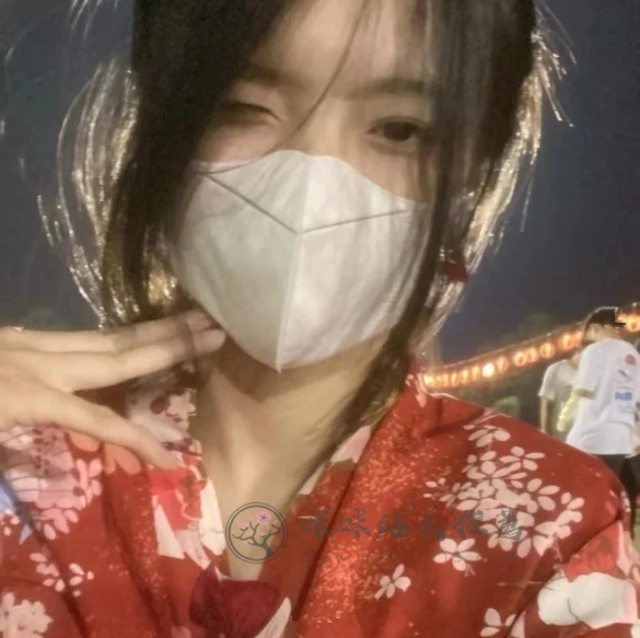 吟吟 (3).png