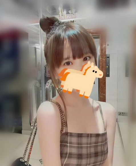 露西.png