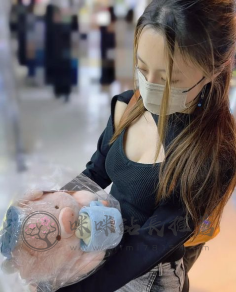 林小姐 (2).png