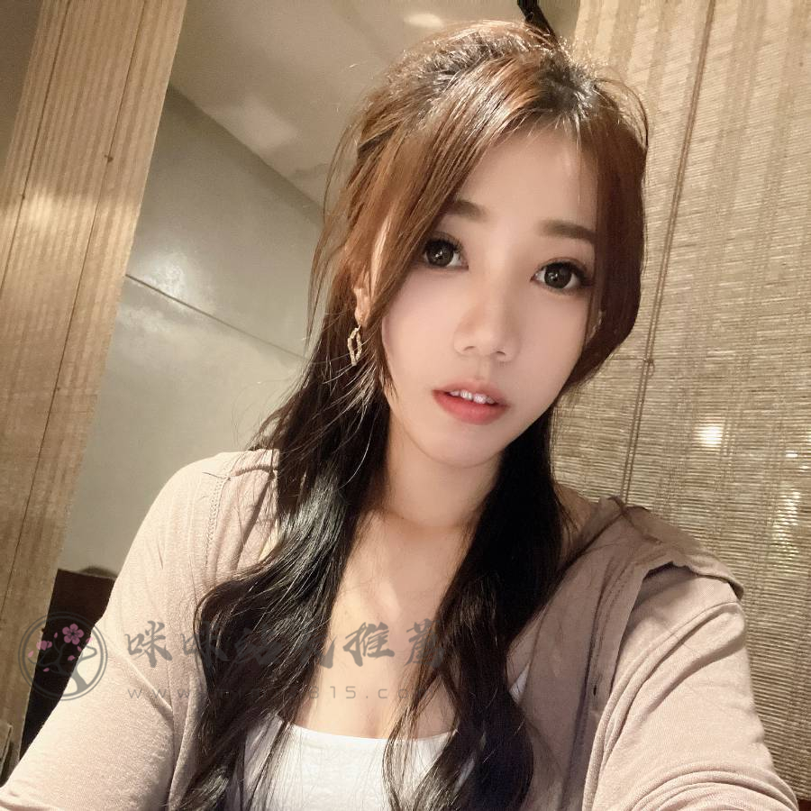 慧慧 (1).jpg