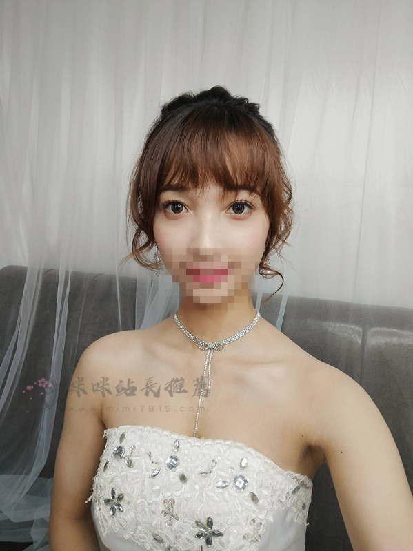 彩妝.jpg