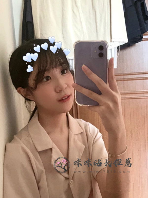 閔震 (1).jpg