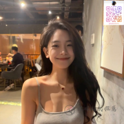 大奶網美款 · 米婭｜23歲｜165cm｜46kg｜F cup
