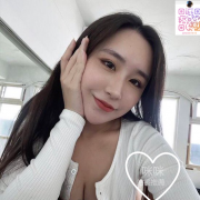真 · 吊鐘巨乳  夢娜｜165 / 52 / K奶｜25歲