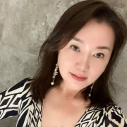 極品人妻女教師，偷情偷到上癮