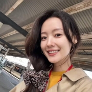 可可 165.47.C.26歲       正職工作是護士