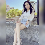 五號推美魔女    冰糖