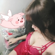 臨時報班的果果，36D胸，肉感剛剛好，體力又好，根本極品