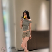 可恩 168/46/C/25歲 現役空姐 氣質成熟 高挑腿長超誘惑