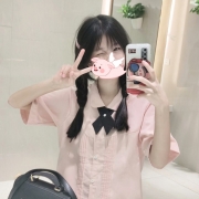 極品嫩妹推薦①：153/A/18歲 細鳥腿
