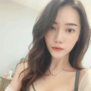 音符 氣質女生 23歲 162cm D+45KG