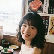 日系嬌俏妹子