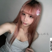 滴滴~ 不太乖巧的學妹 資料：160/38公斤/C奶 18歲