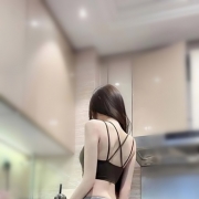 廣告明星 蓓蕾 170cm  22歲  46kg